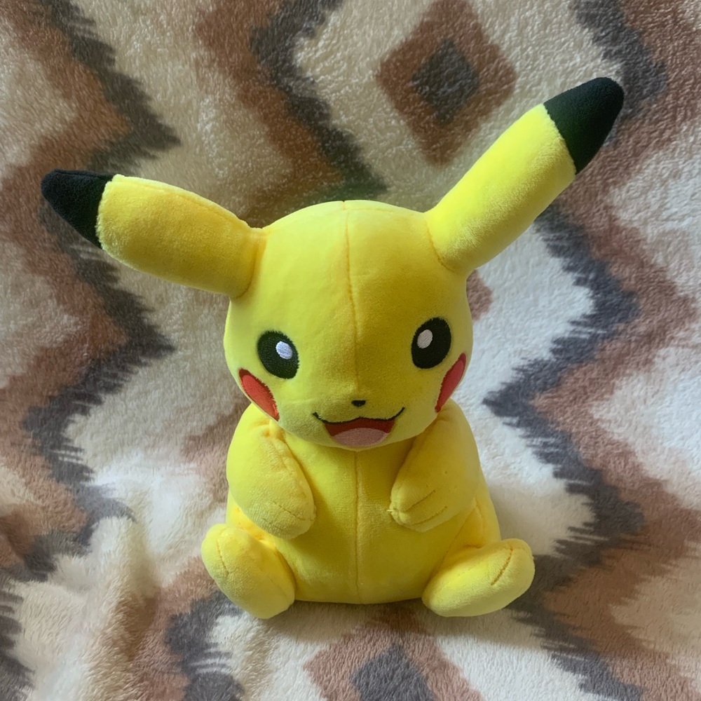 Pokemon Pikachu 8-Inch Plush Wicked Cool Toys